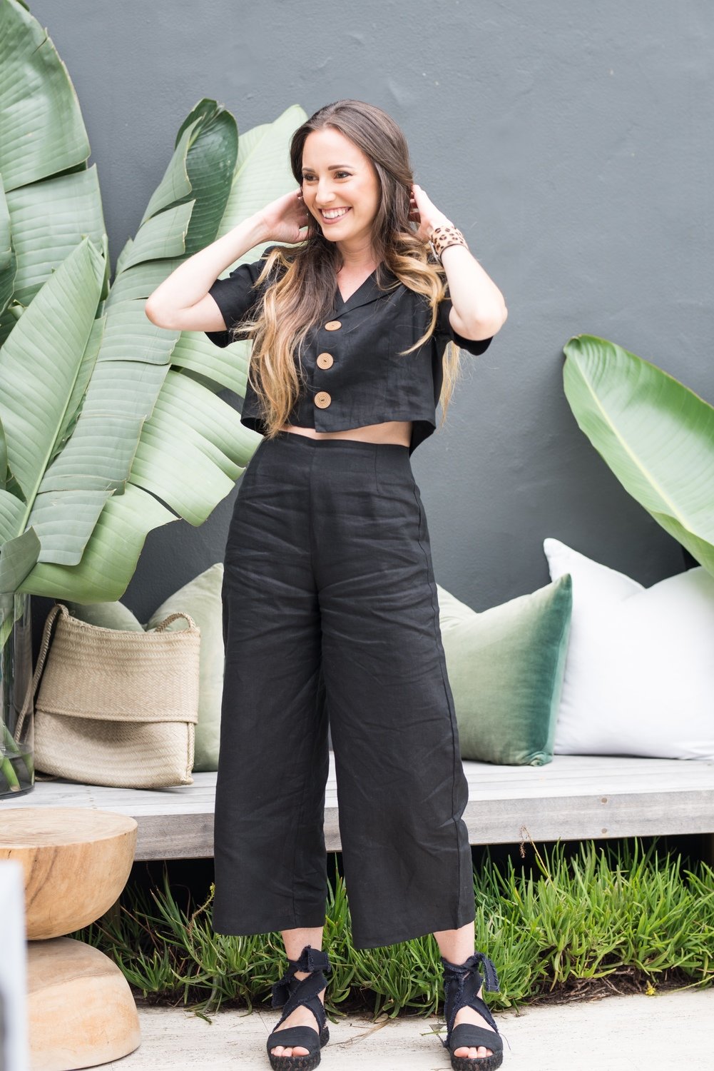 Vasti Set - Black