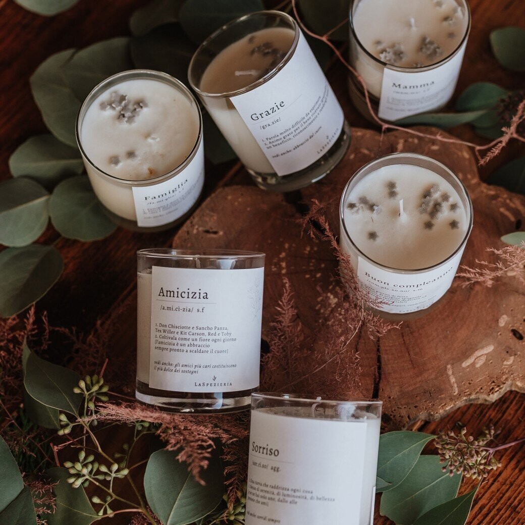 CANDELA AROMATICA PAROLE DI STELLE CANDELA AROMATICA PAROLE DI STELLE