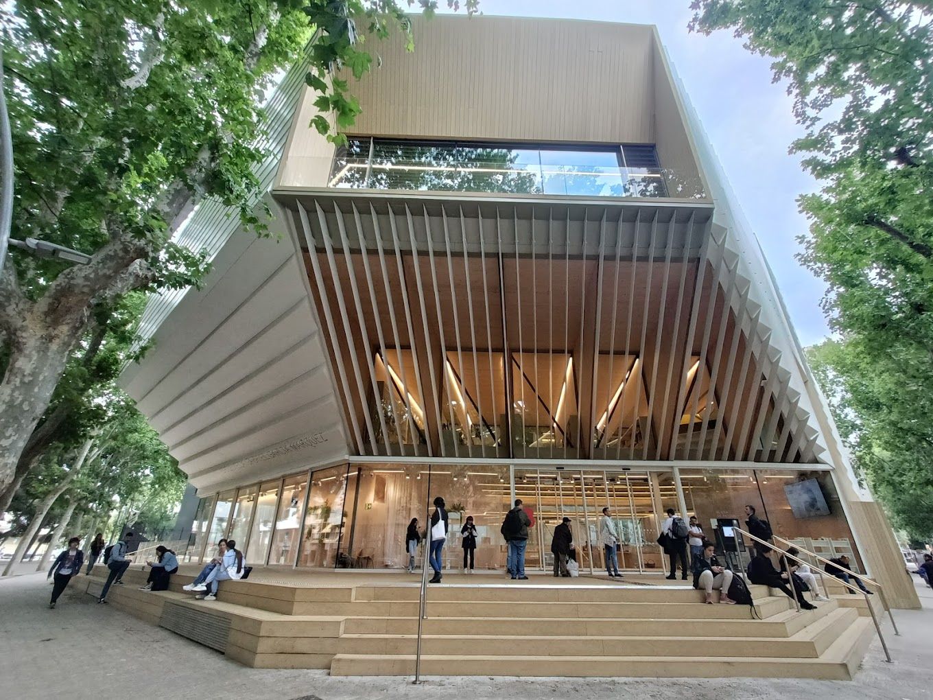 Sant Martí de Provençals i la biblioteca Garcia Márquez