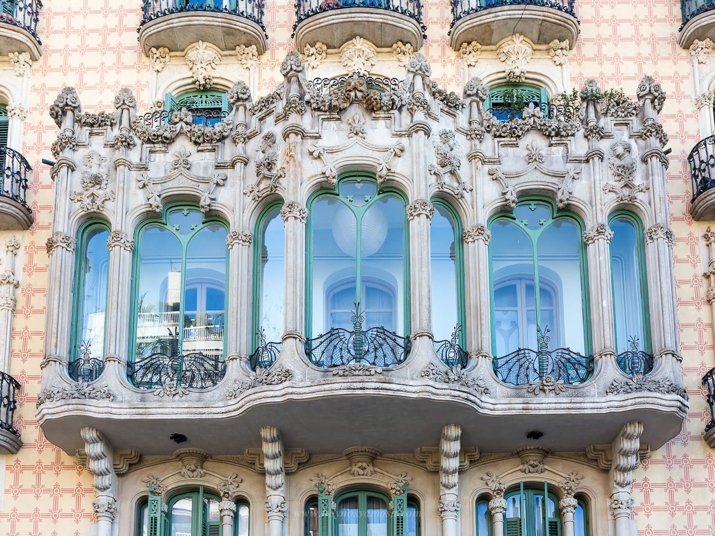 La Vila de Gràcia (amb visita al refugi de la Plaça del Diamant)