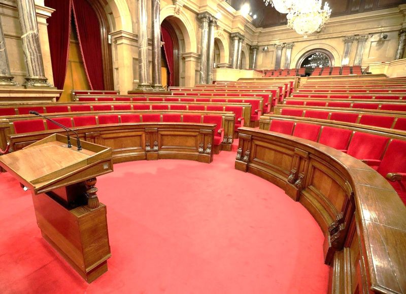 Ciutadella: des de 1714 fins l'actualitat (inclou visita guiada al Parlament de Catalunya).