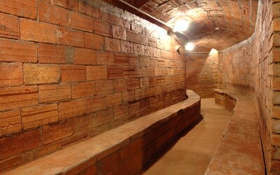 La Vila de Gràcia (amb visita al refugi de la Plaça del Diamant)