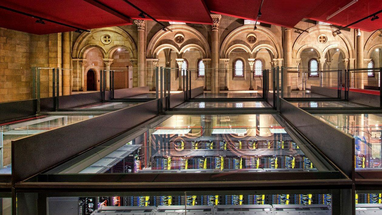 Jardins del Palau de Pedralbes i Torre Girona + visita supercomputadora Marenostrum