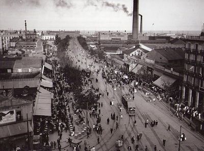 Història del Paral.lel: entre cabarets i pistolers