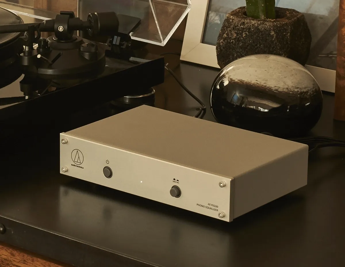 Audio-Technica AT-PEQ30 Phono Preamplifier MM/MC