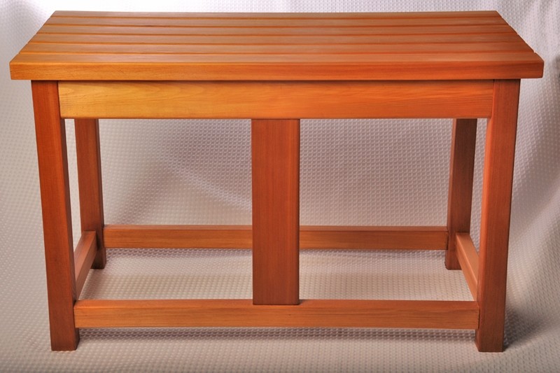 Freestanding Bench