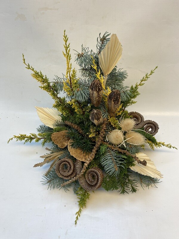 Winterarrangement weiss/braun