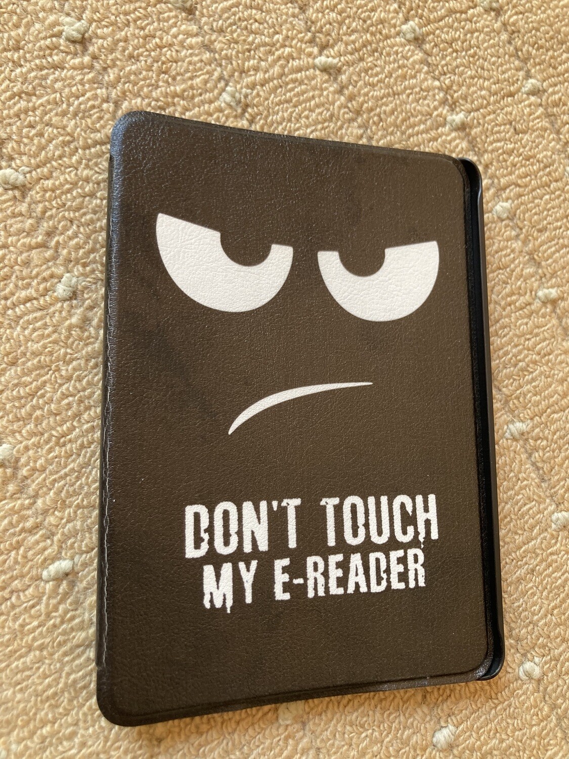 CAWA Slim smart cover for Paperwhite Gen 10, Colour or print: Black (don&#39;t touch)