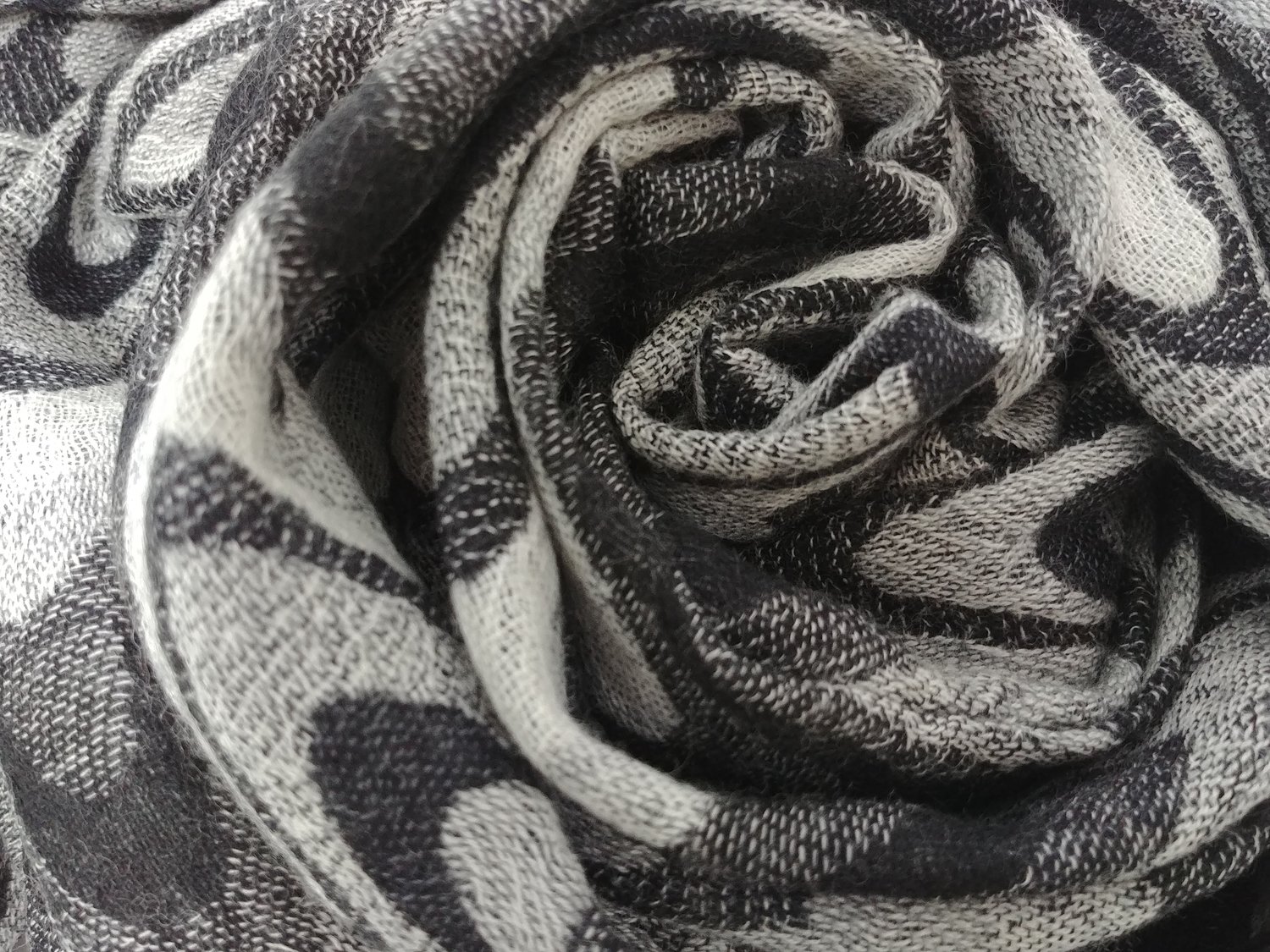 Black &amp; Grey Wave Design; 100% Wool