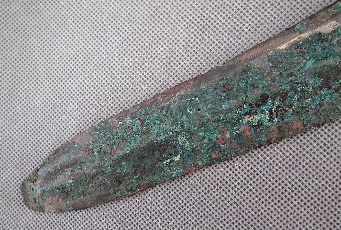 Rare Ancient Chinese Warring States 475-221 B.C. Bronze Sword Jian
