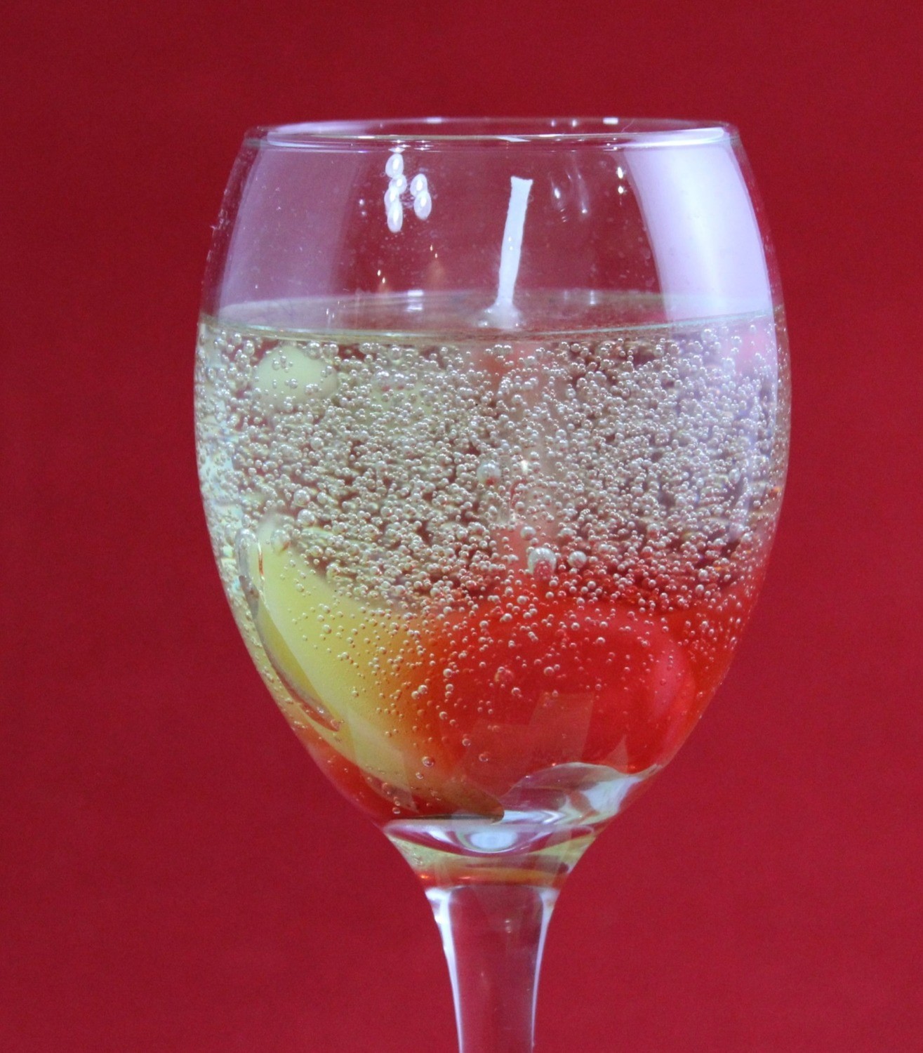 Uuhm! Scented Gel Candle In Wine Glass with Wax Fruits Embeds