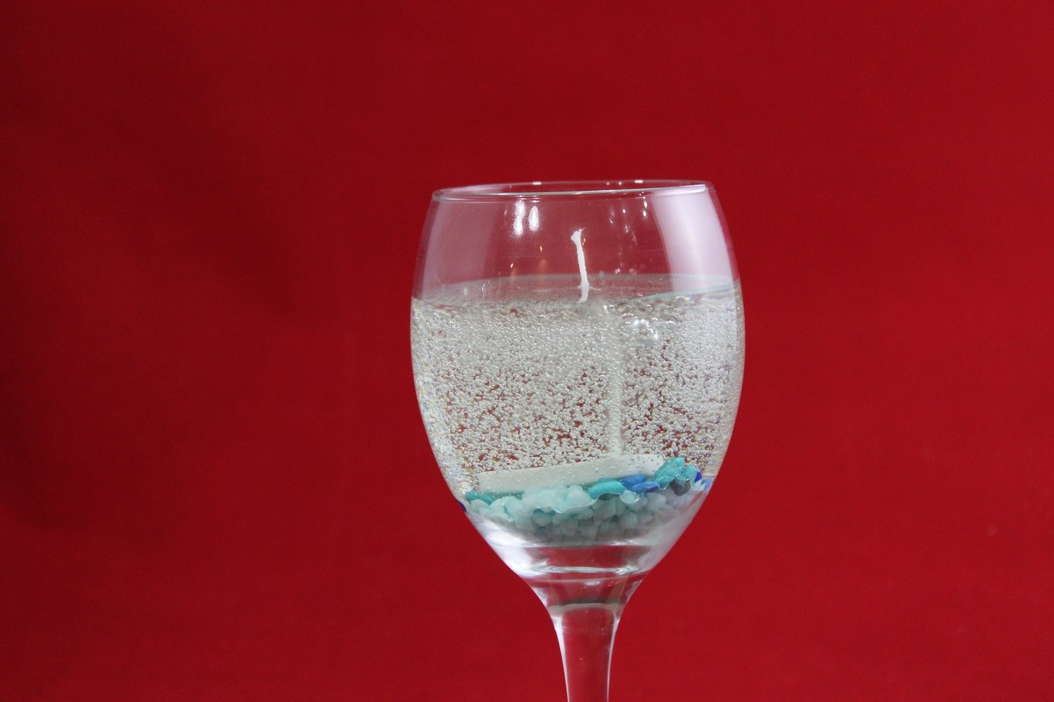 Cool Water Scented Gel Candle In Wine Glass with Dominoes Embeds