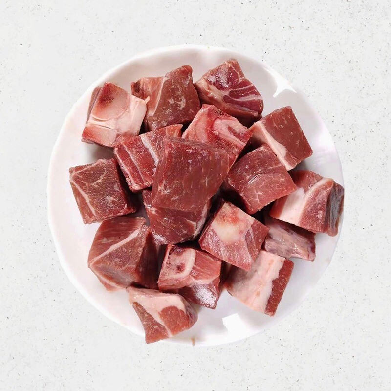 Lamb Cube Bone In
