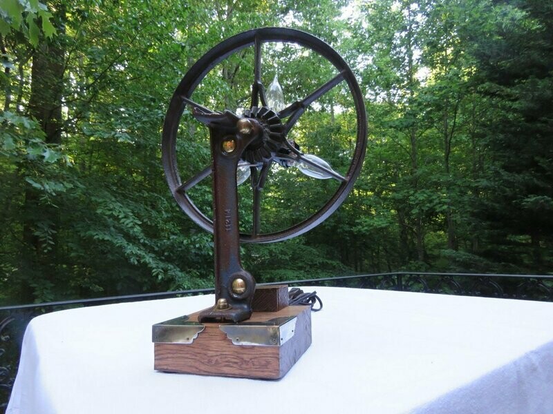 ​Antique Industrial Table Lamp