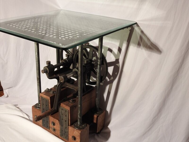 INDUSTRIAL TABLE