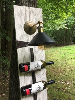 Antique Iron Snow Bird Wine Rack - White