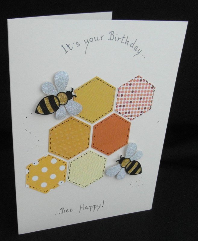 BG10 - Bee and Honeycomb