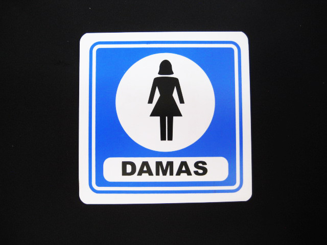 Señalamiento baños hombres o mujeres 20x20
