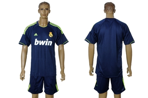 CAMISETA + PANTALON 2ª EQUIPACION REAL MADRID F.C.