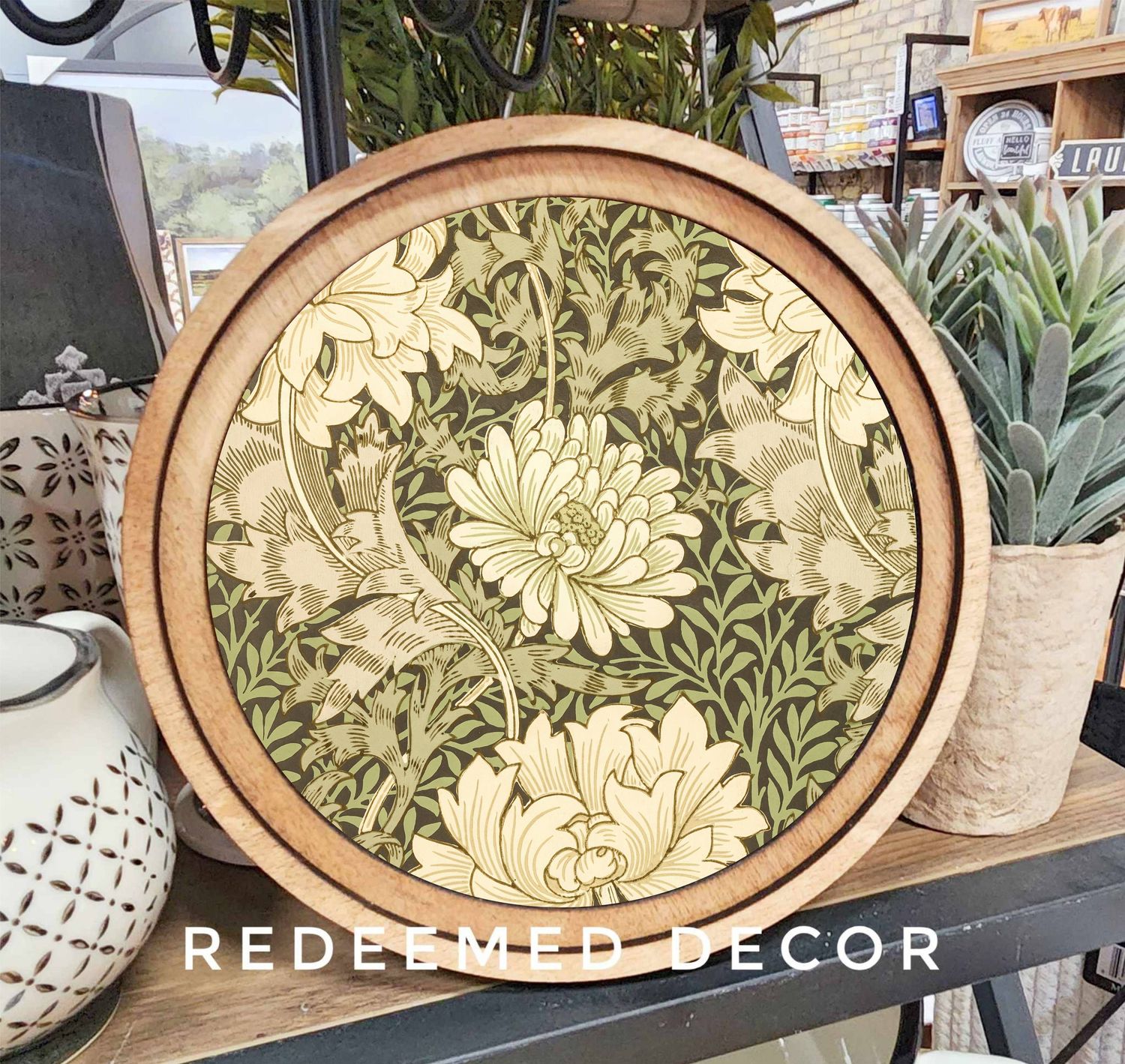 8&quot; Round Green Floral Tapestry Art