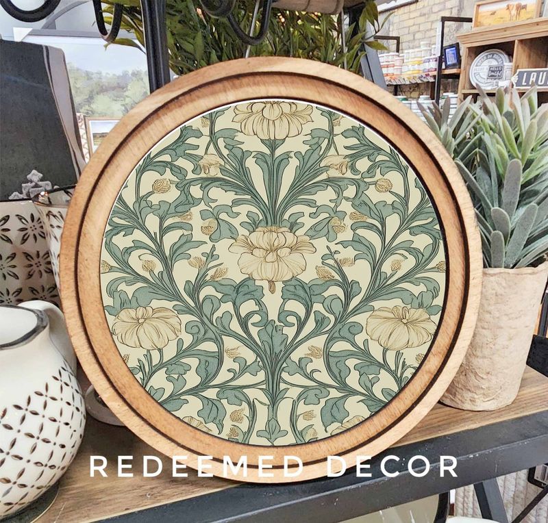 8&quot; Round Blue Cream Floral Art