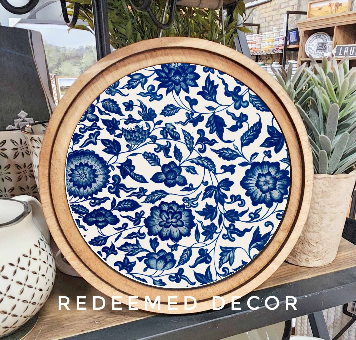 8&quot; Round Blue Flower Pattern Art