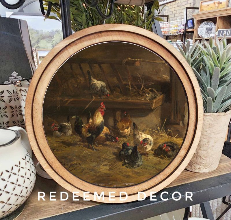 8&quot; Round Chicken Coop Art