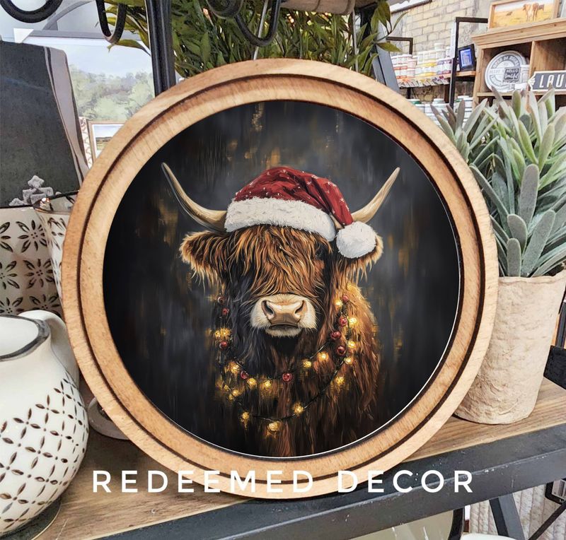 8&quot; Round Christmas Highland Art