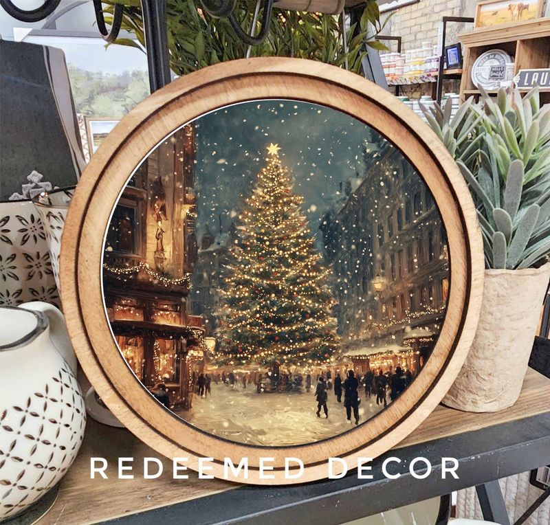 8&quot; Round Christmas Tree Main Street Art