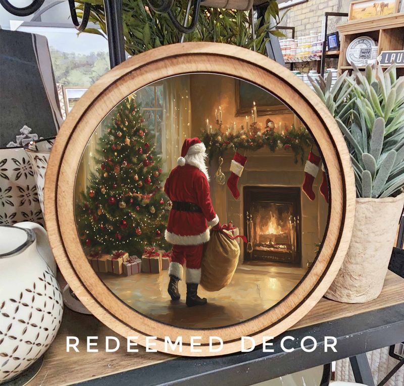 8&quot; Round Fireplace Santa Art
