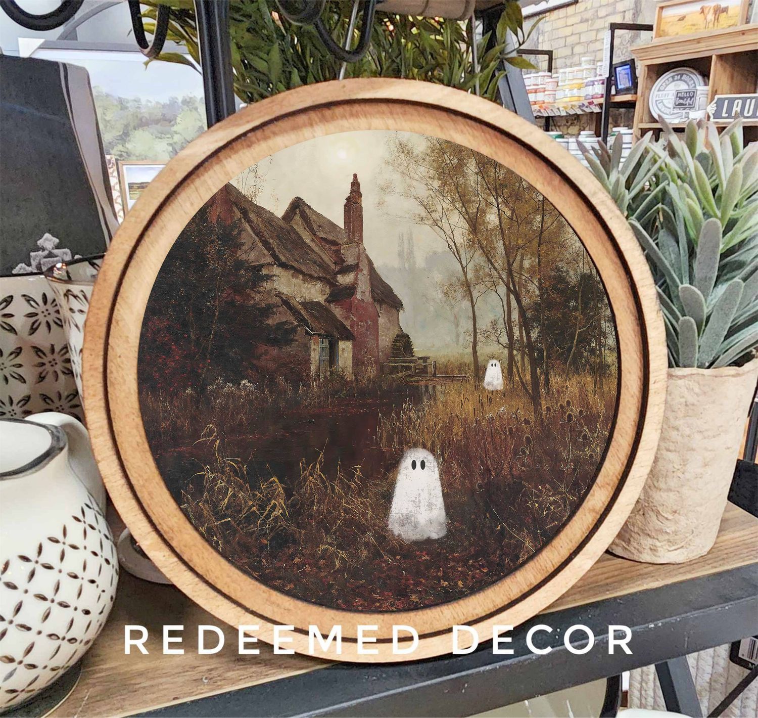 8&quot; Round Halloween Ghost Cottage Art