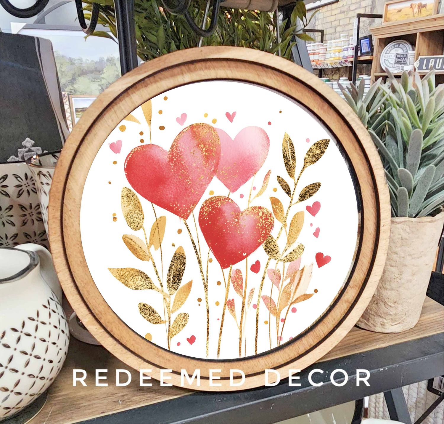 8&quot; Round Valentine Hearts Art