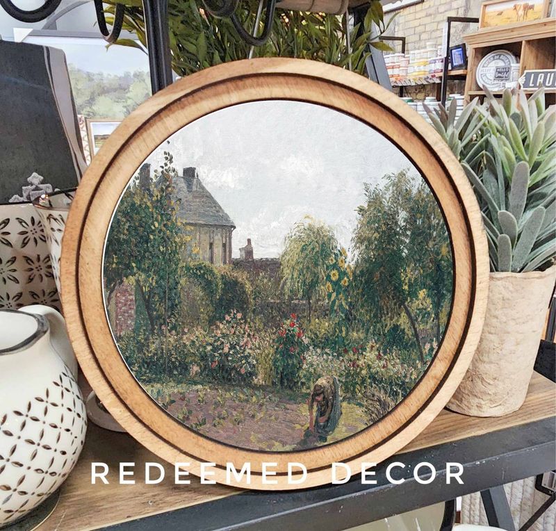 8&quot; Round Vintage Garden Art