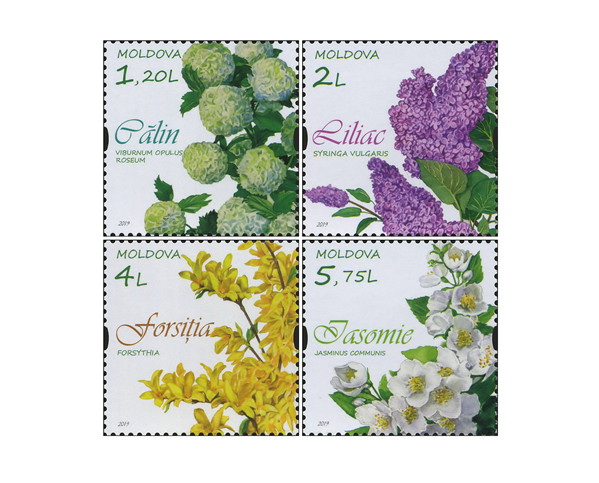 Молдавия. Цветущие деревья. Серия из 4 марок