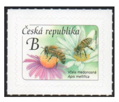 Чехия. 2020. Фауна. Пчела. Самоклеящаяся марка