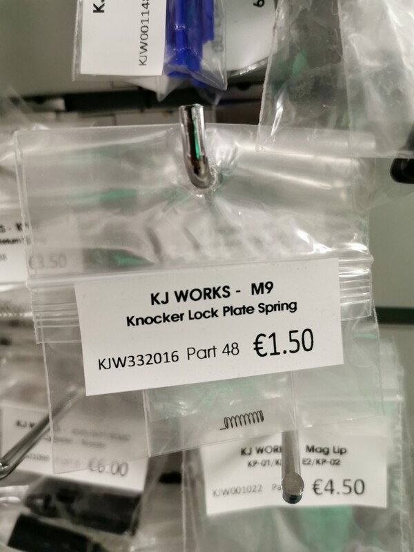 KJW M9 Knocker Lock Plate Spring