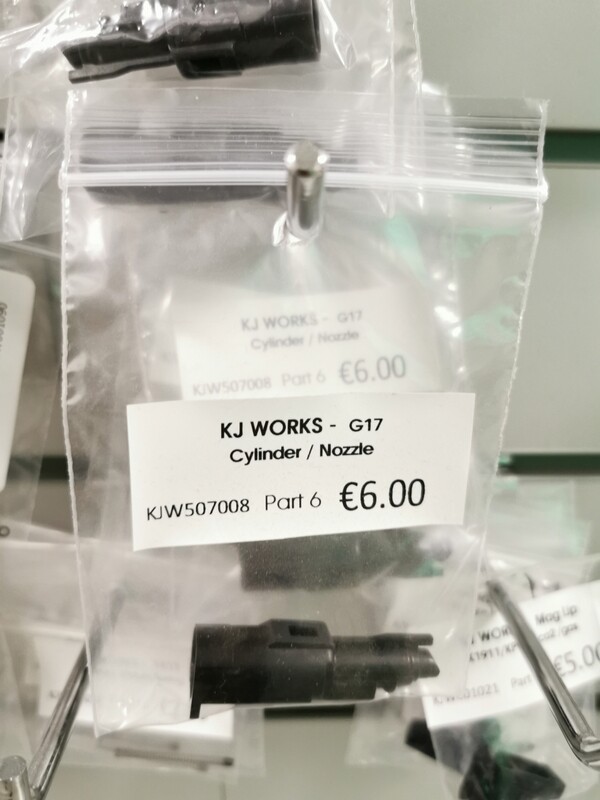 KJW G17  Cylinder / Nozzle