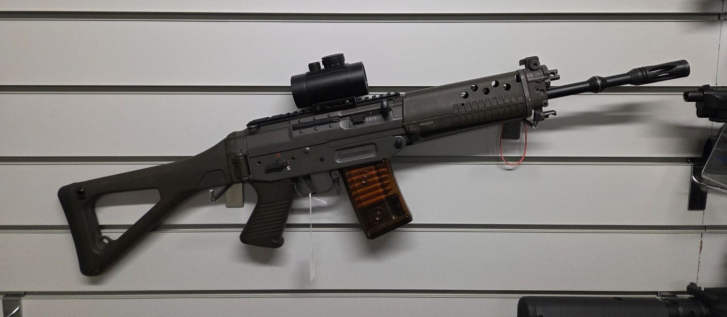 Used -  JG Sig 553 AEG