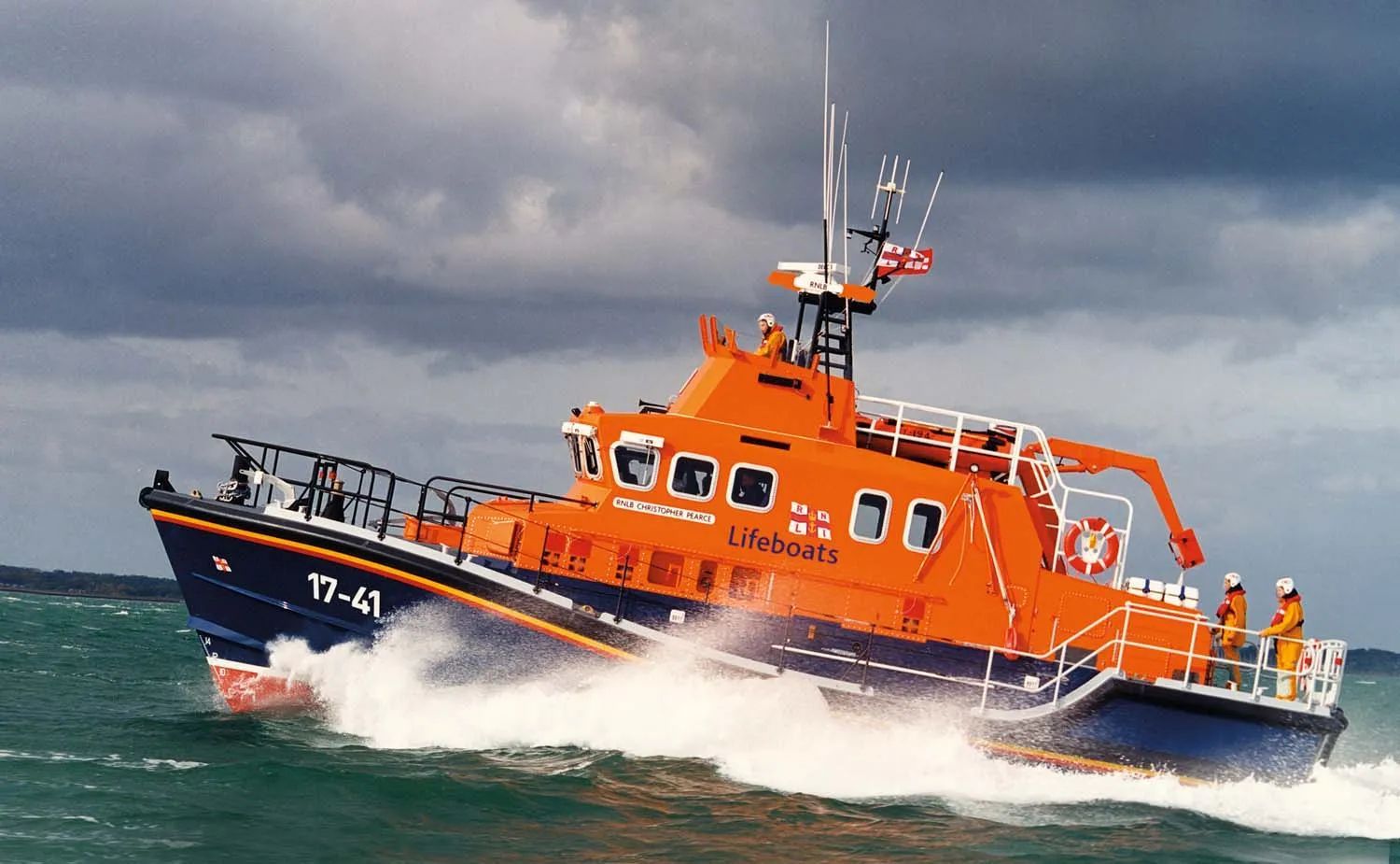 Airfix RNLI Severn Class Lifeboat 1:72 Airfix RNLI Severn Class Lifeboat 1:72
