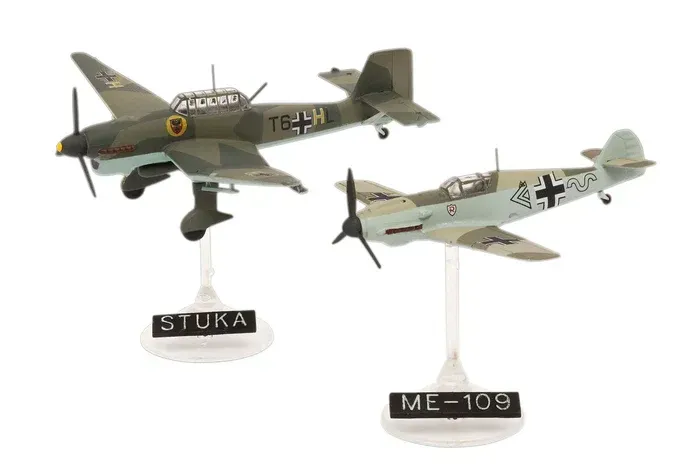 Messerschmitt Bf109E & Junkers Ju87B Stuka in 1:144 03770