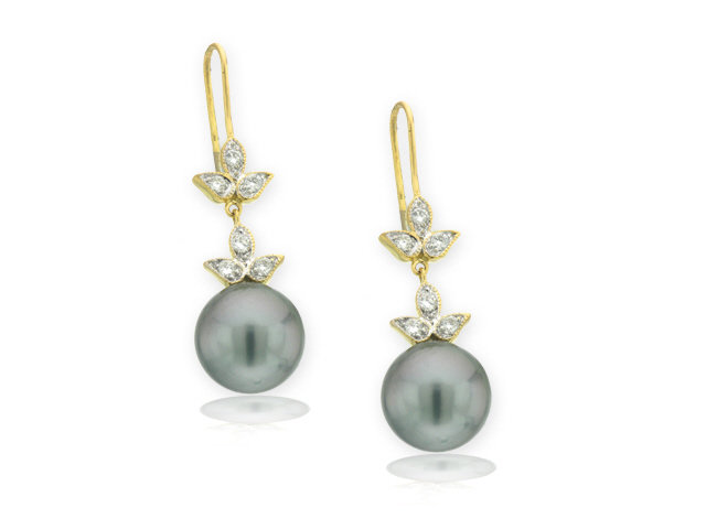 18K Y/G 12MM BLACK PEARL DIAMOND EARRINGS DIA=.50CT
