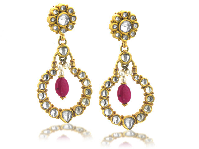 22K Y/G DIAMOND & RUBY EARRINGS