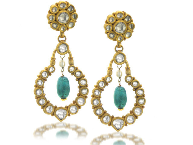 22K Y/G EMERALD DIAMOND DANGLE EARRINGS