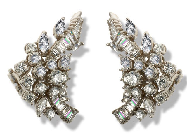 18K White Gold Diamond Earrings