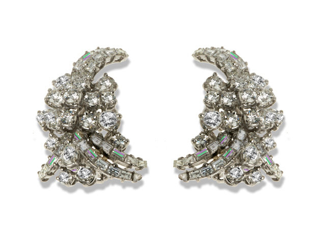 18K White Gold Diamond Earrings with 6.97cts Diamon