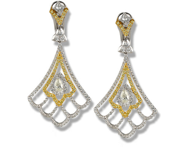 18K White and Yellow Gold Diamond Dangling Earrings