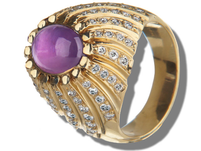 18K Yellow Gold Star Pink Sapphire and Diamond Ring