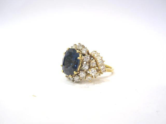 18K Yellow and White Gold Sapphire and Diamond Ring