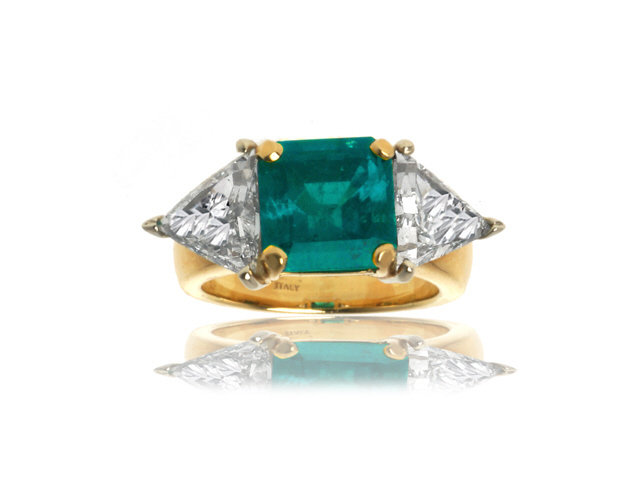 18K Yellow Gold Emerald and Diamond Ring