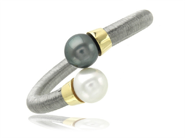 18KY STAINLESS STEEL PEARLS BANGLE BRACELET